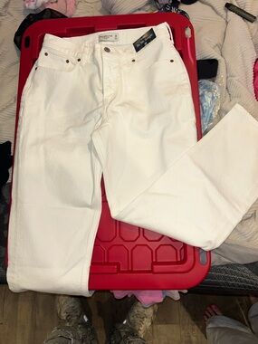 Abercrombie & Fitch White Womens Straight Jeans Mid Rise - Classic Five-Pocket.